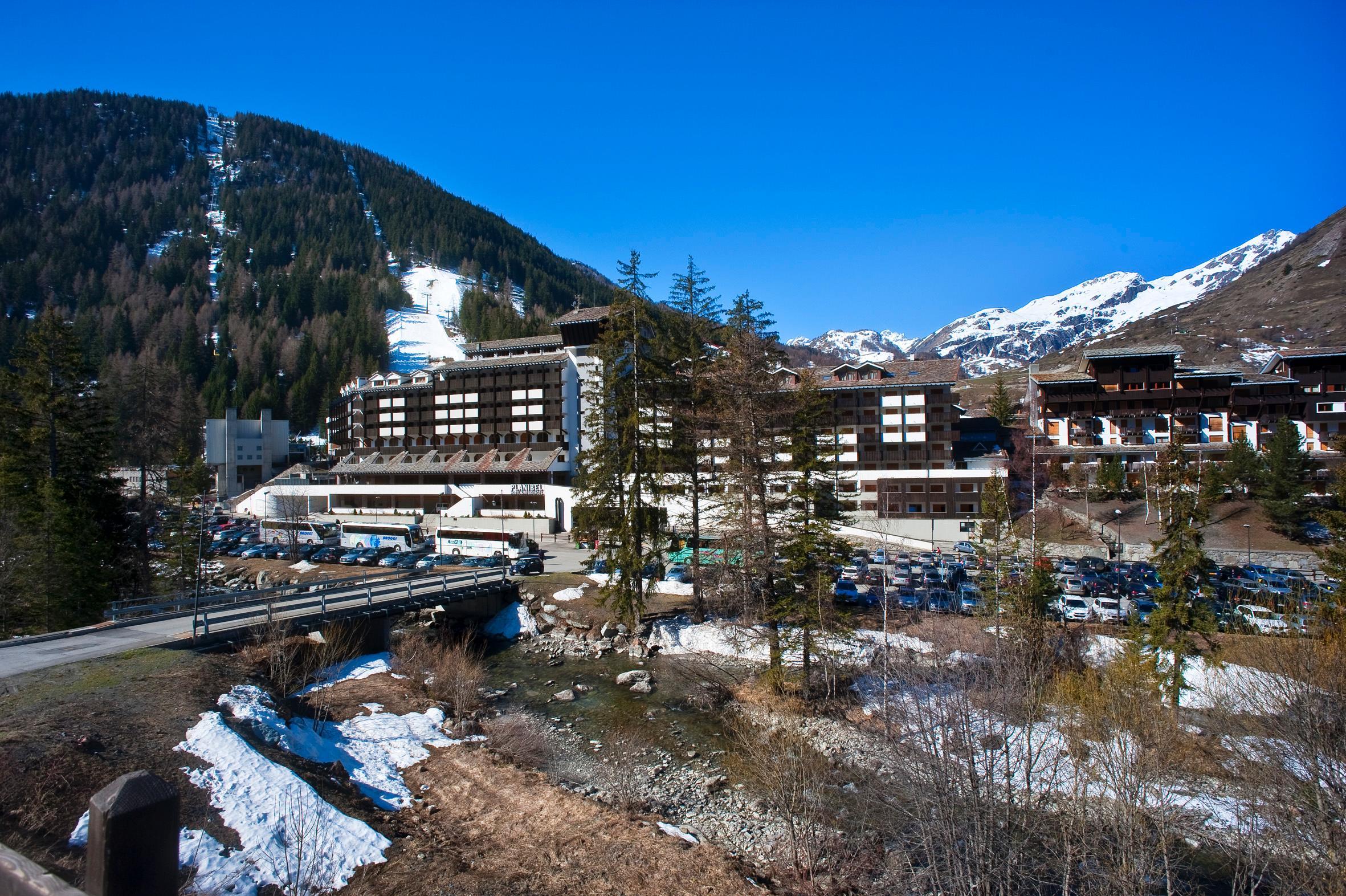 Th La Thuile - Planibel Hotel Exterior photo