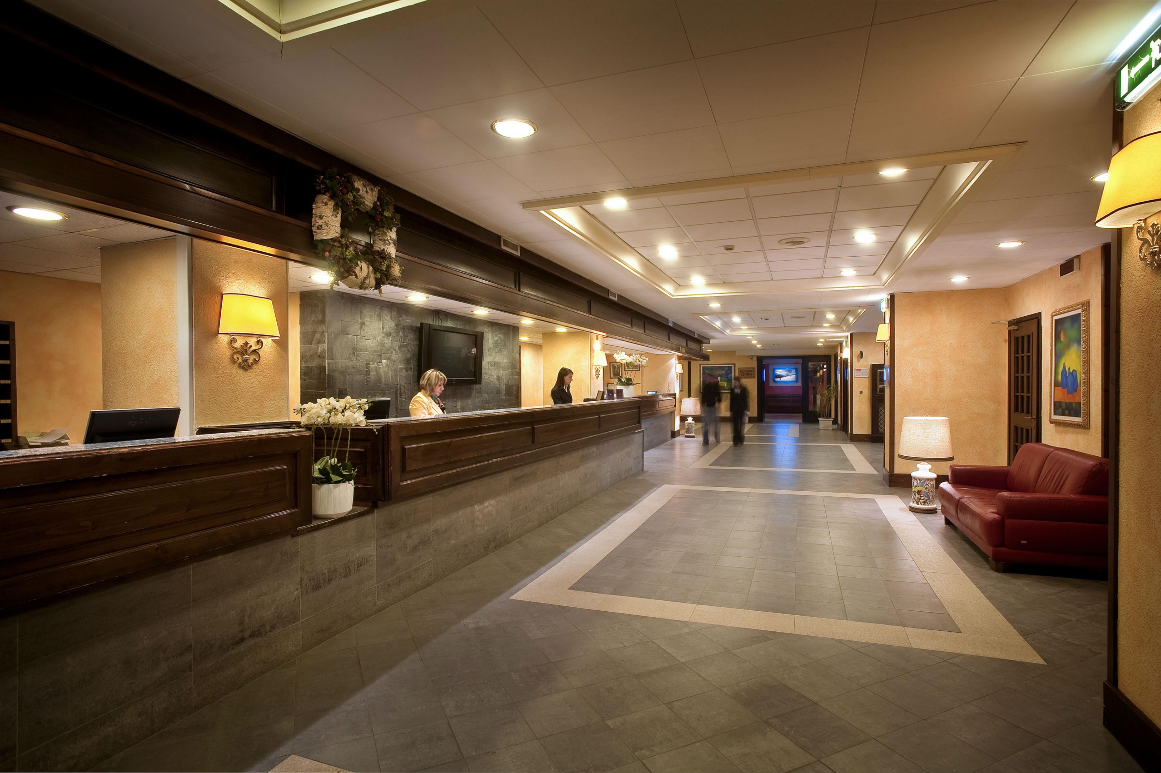 Th La Thuile - Planibel Hotel Exterior photo