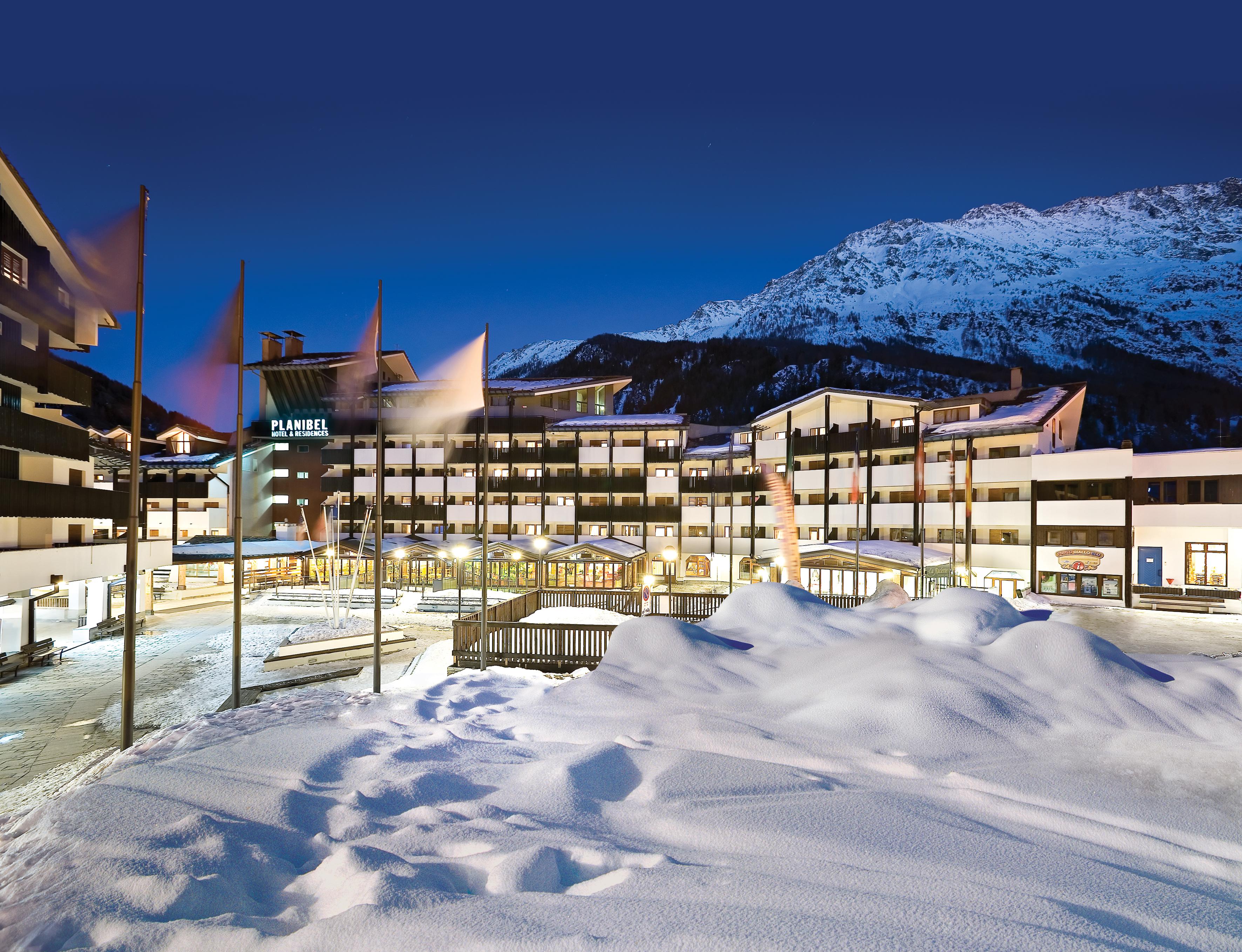 Th La Thuile - Planibel Hotel Exterior photo