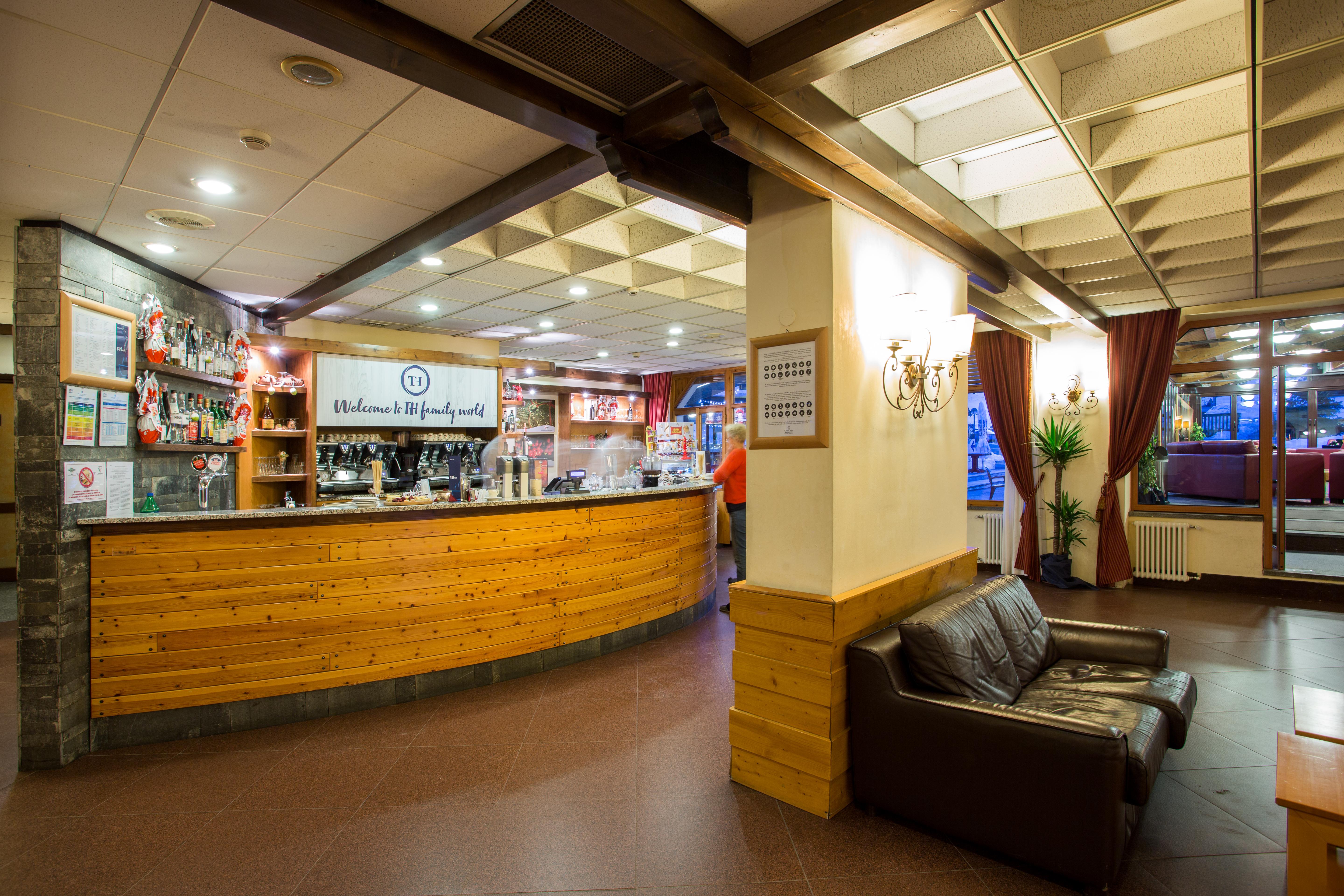 Th La Thuile - Planibel Hotel Exterior photo