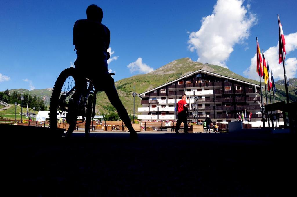 Th La Thuile - Planibel Hotel Exterior photo