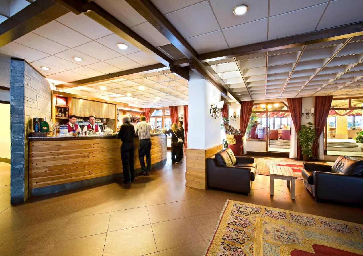 Th La Thuile - Planibel Hotel Exterior photo